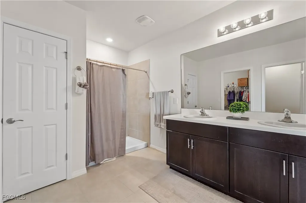 1809 NE 5th Court Cape Coral FL 33909