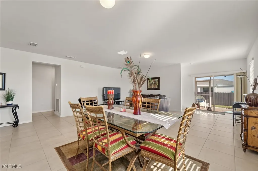 1809 NE 5th Court Cape Coral FL 33909
