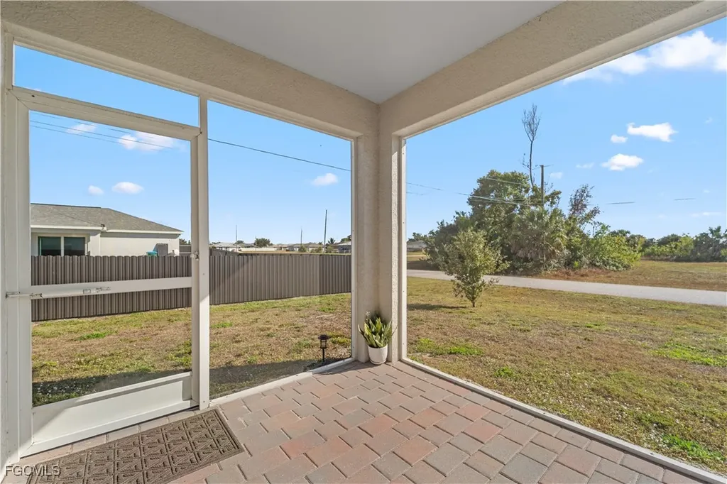 1809 NE 5th Court Cape Coral FL 33909