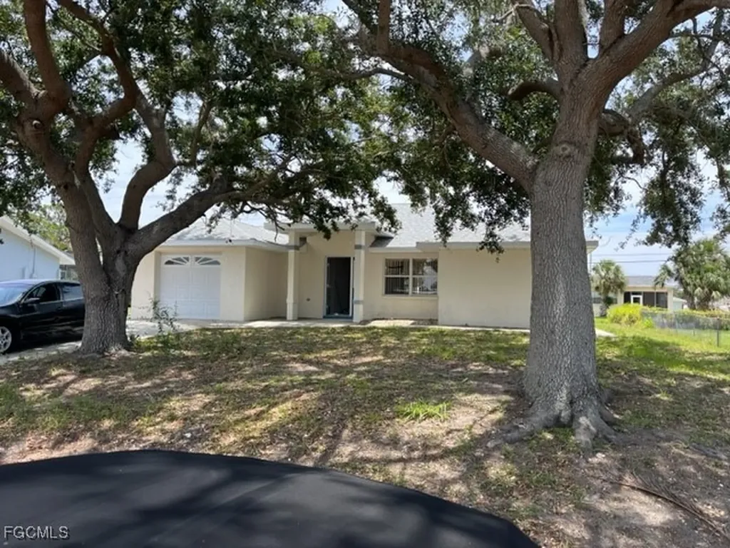 149 Salem Avenue NW Port Charlotte FL 33952