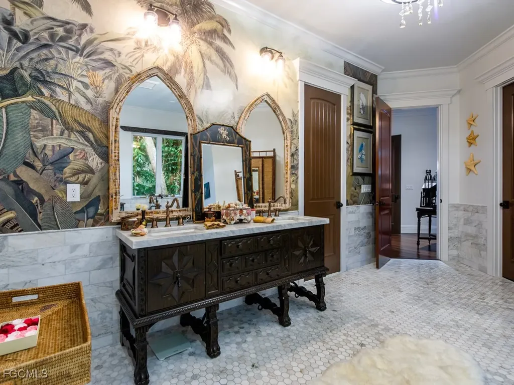 2388 Wulfert Road Sanibel FL 33957