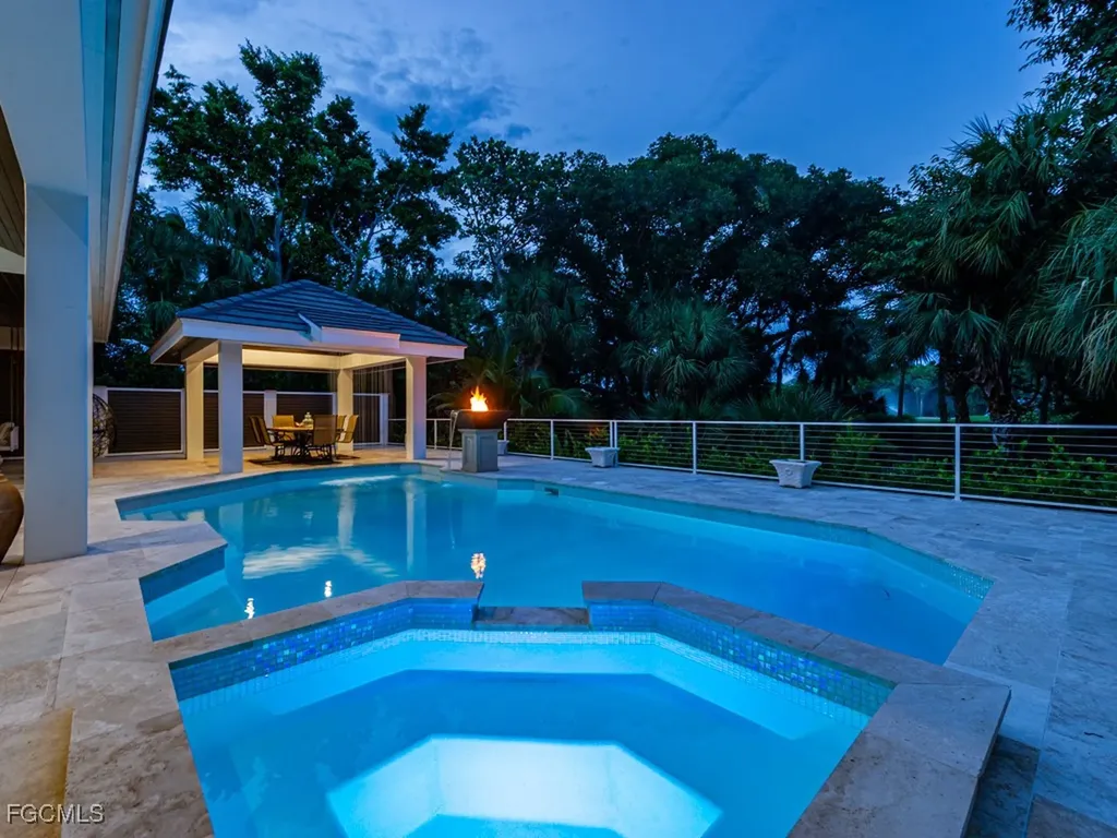 2388 Wulfert Road Sanibel FL 33957