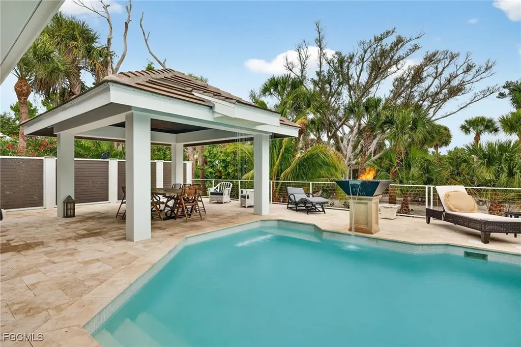 2388 Wulfert Road Sanibel FL 33957