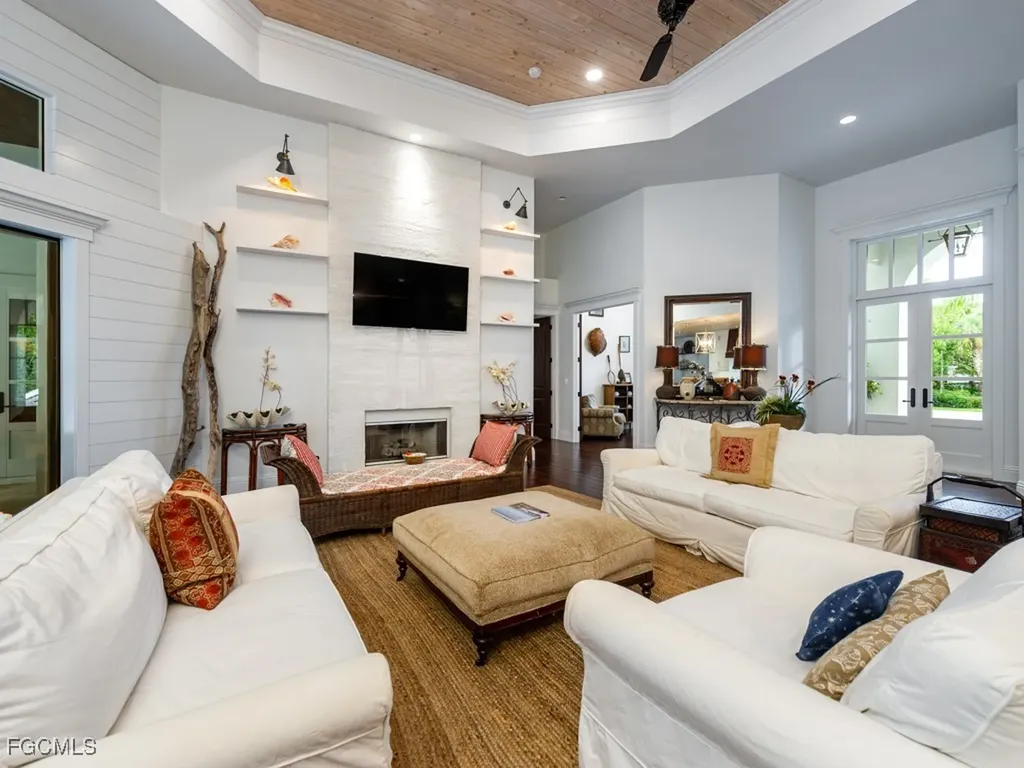 2388 Wulfert Road Sanibel FL 33957