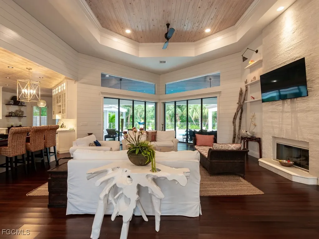 2388 Wulfert Road Sanibel FL 33957