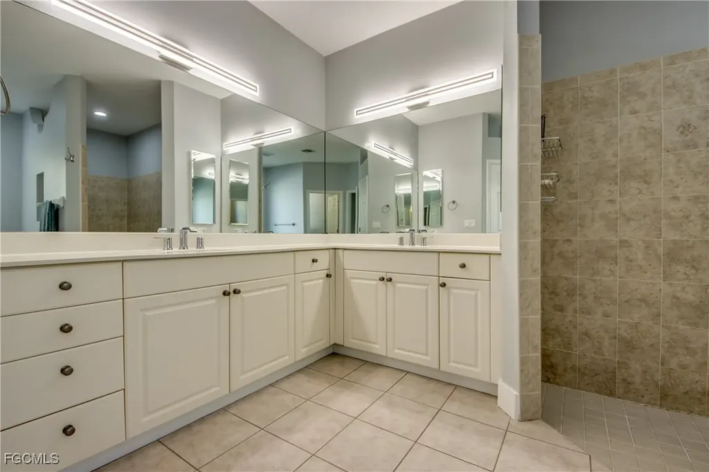 5219 SW 11th Place Cape Coral FL 33914