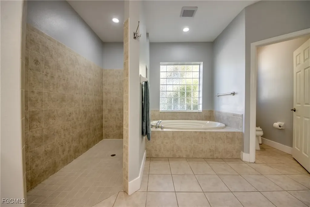 5219 SW 11th Place Cape Coral FL 33914