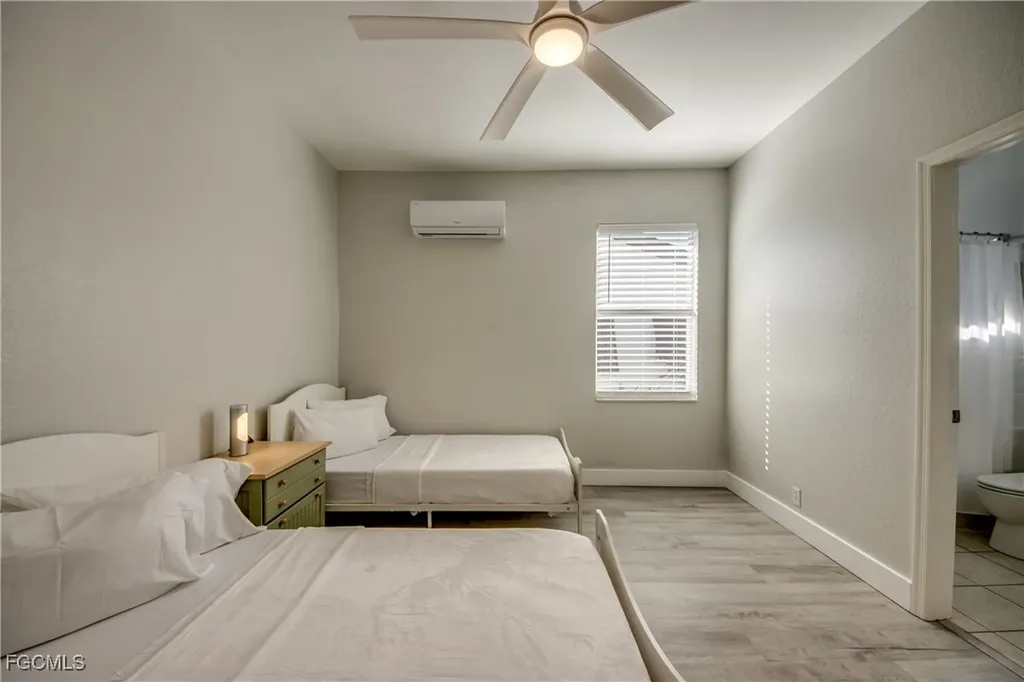 5219 SW 11th Place Cape Coral FL 33914