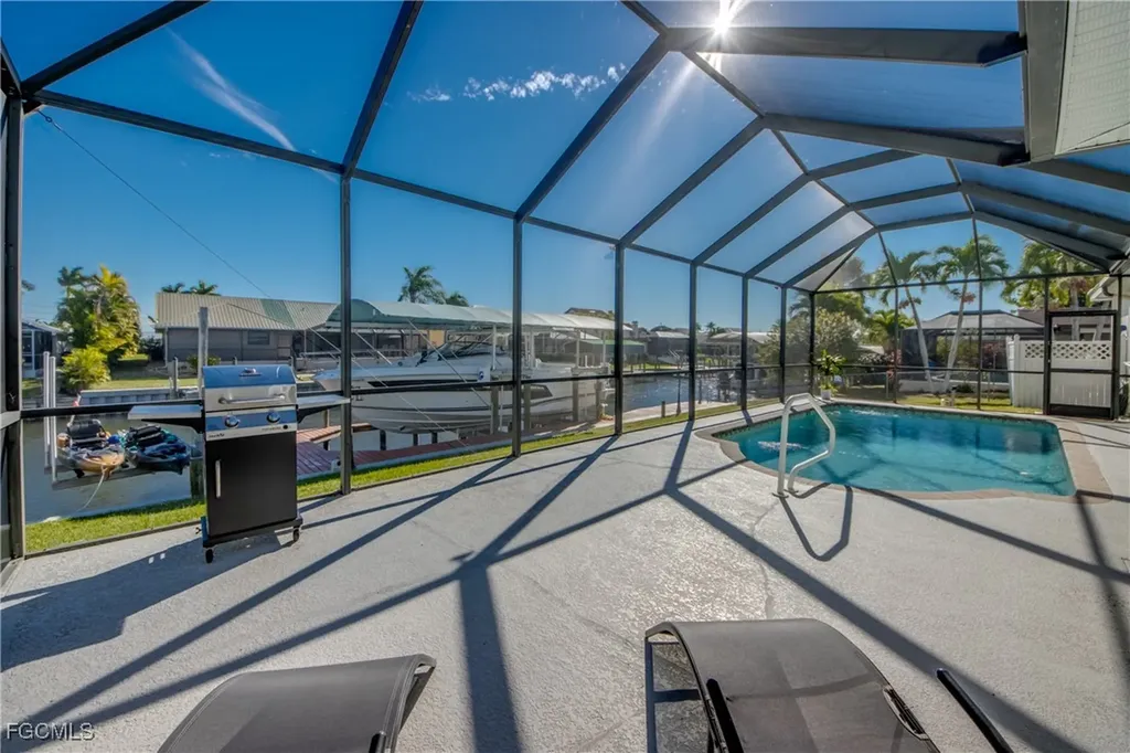 5219 SW 11th Place Cape Coral FL 33914