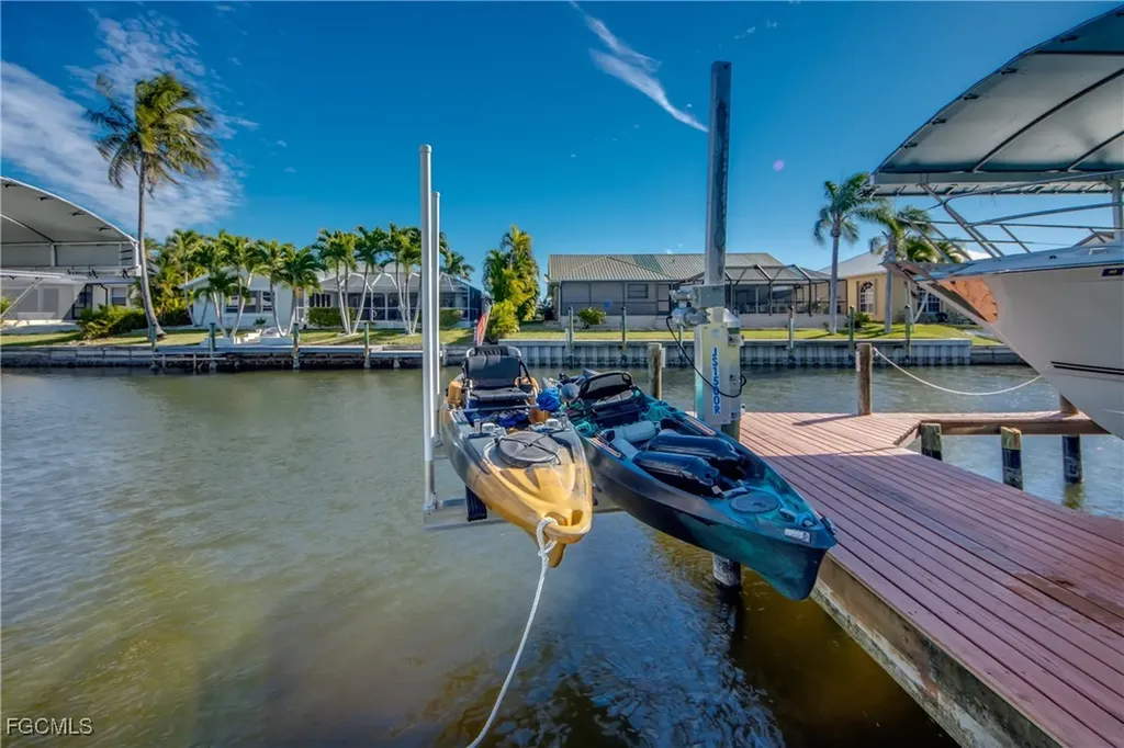5219 SW 11th Place Cape Coral FL 33914