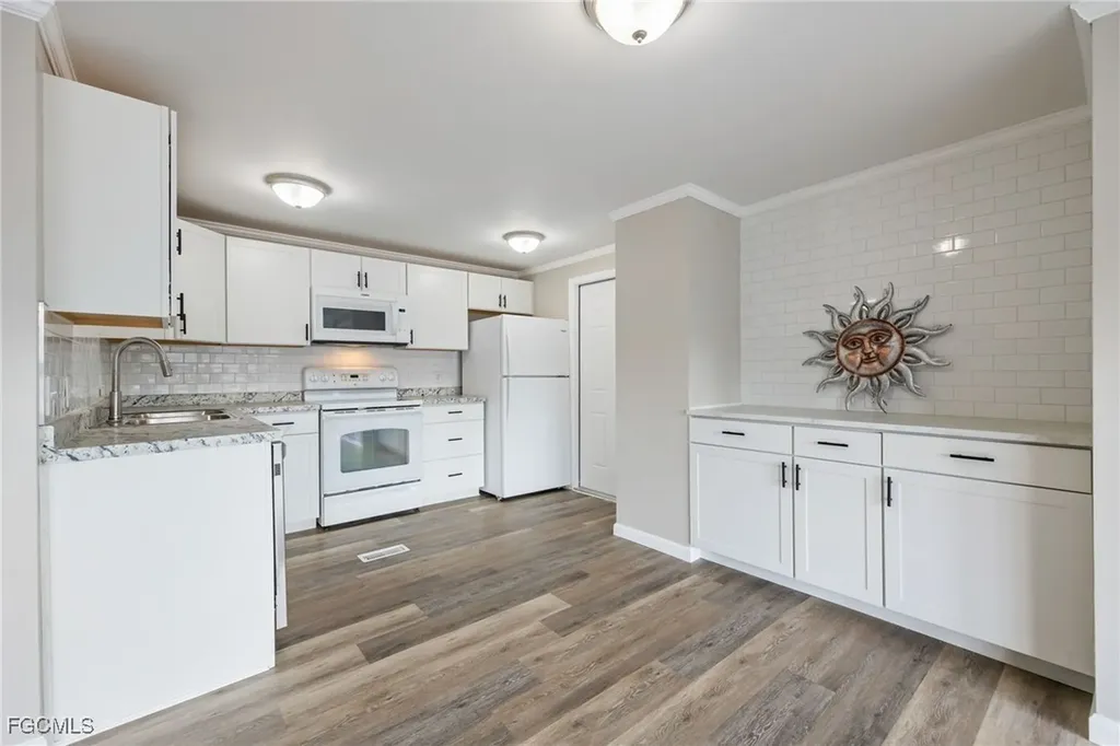 479 Nicklaus Boulevard North Fort Myers FL 33903