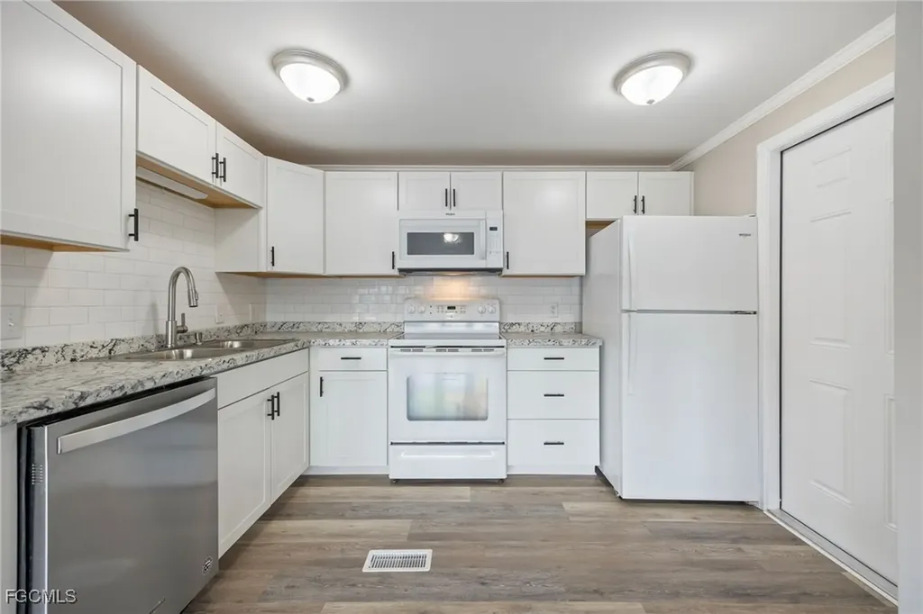 479 Nicklaus Boulevard North Fort Myers FL 33903