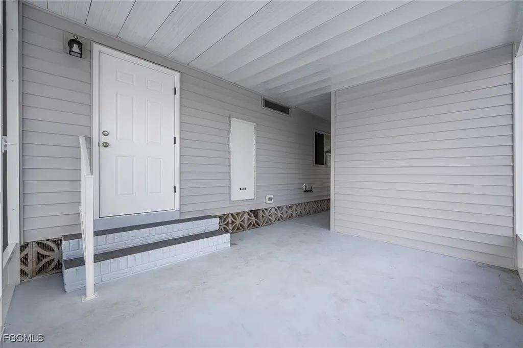 479 Nicklaus Boulevard North Fort Myers FL 33903