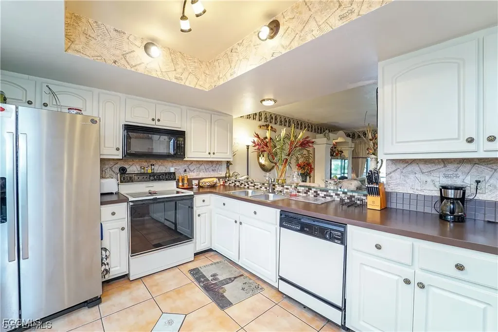 505 SW 47th Terrace Cape Coral FL 33914