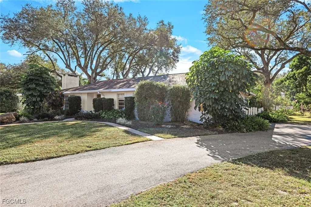 1334 Vesper Drive Fort Myers FL 33901