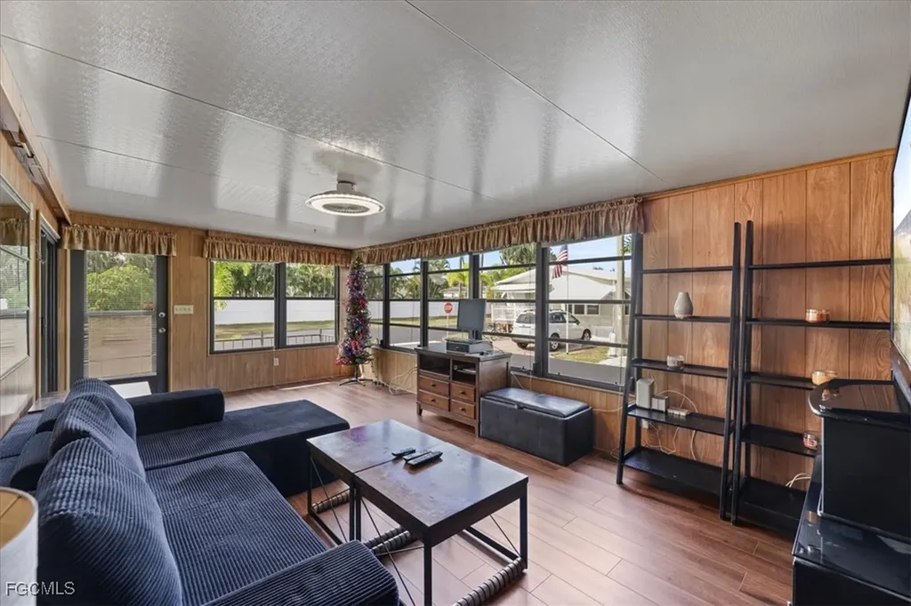 211 Sojourn Drive North Fort Myers FL 33903