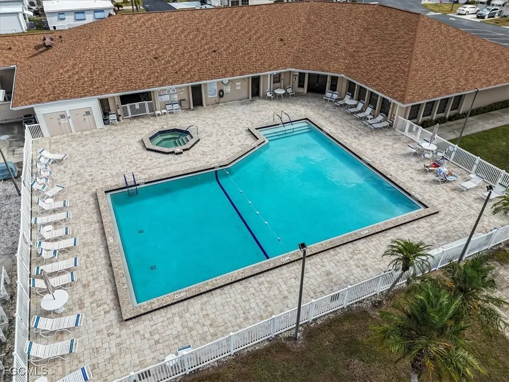 211 Sojourn Drive North Fort Myers FL 33903