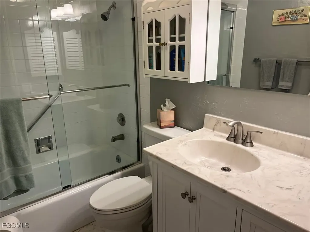6102 Augusta Drive Fort Myers FL 33907