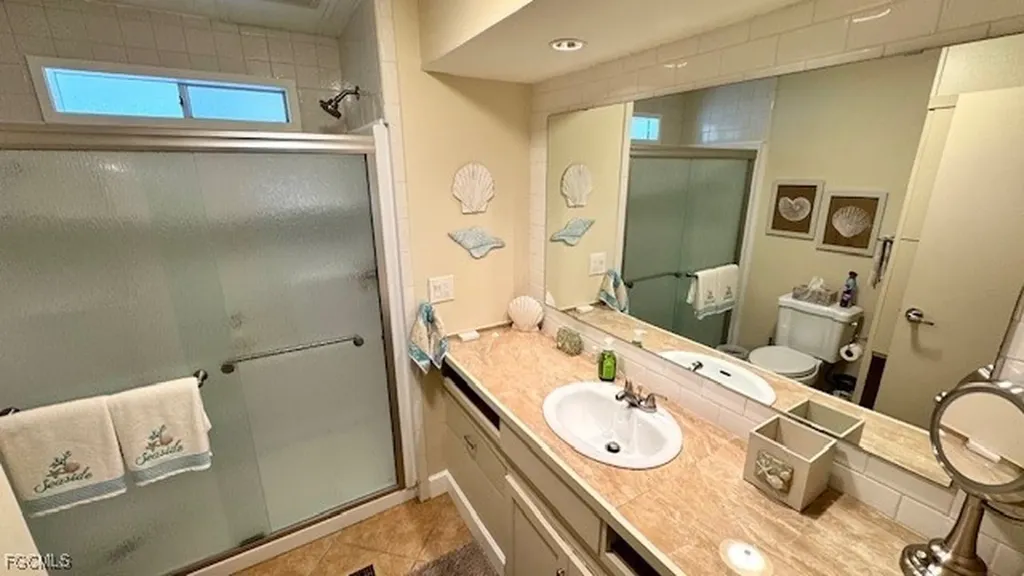 5520 Colonial Road North Fort Myers FL 33917