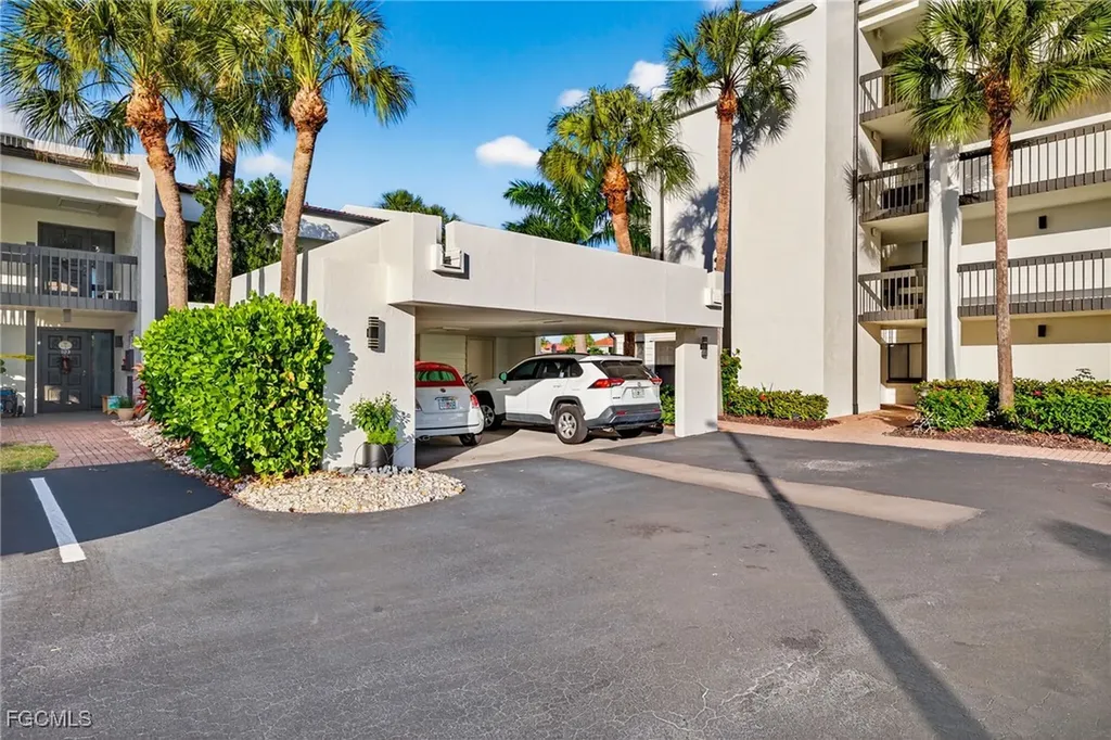4570 Trawler Court Fort Myers FL 33919