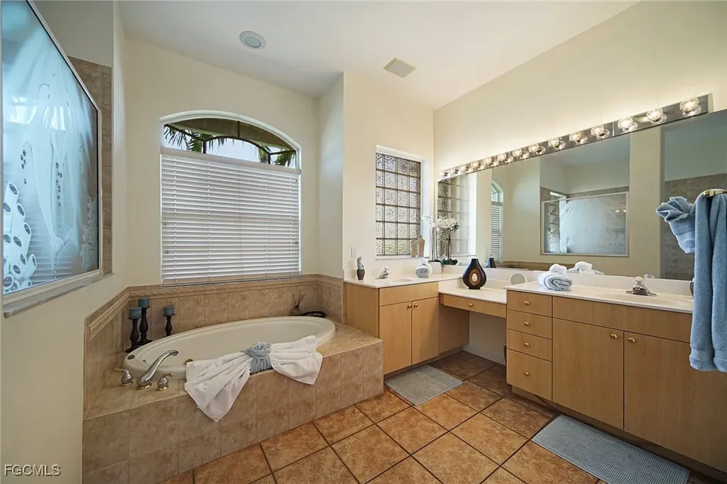 4829 SW 23rd Avenue Cape Coral FL 33914