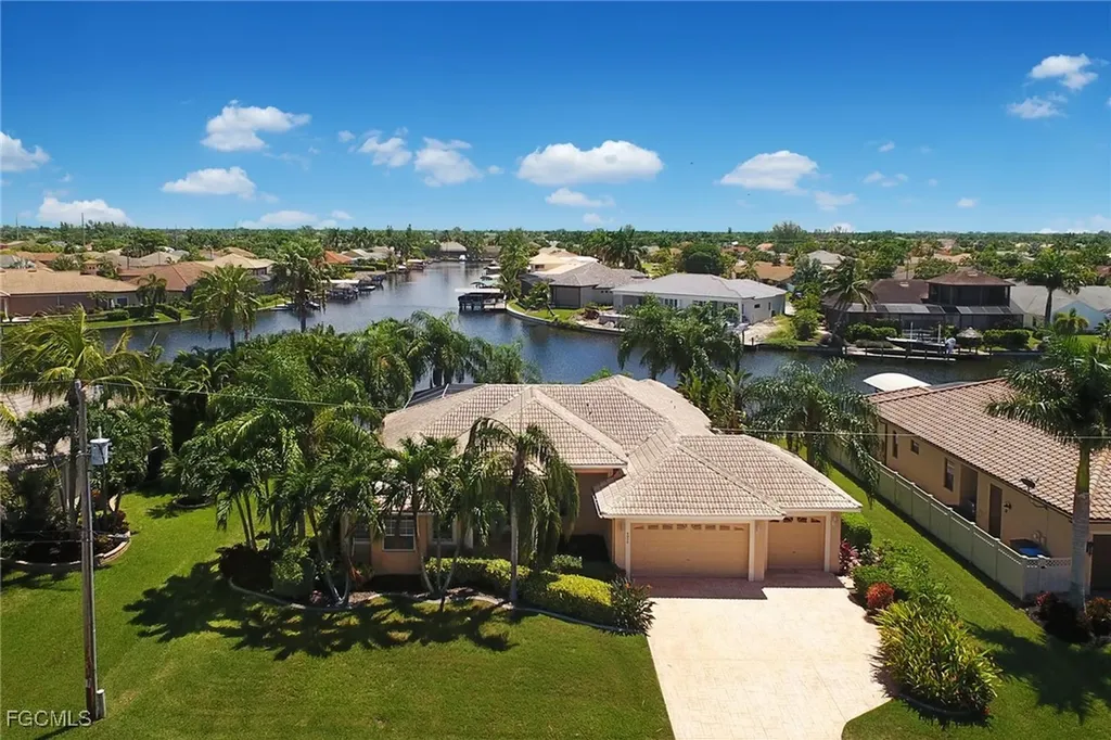 4829 SW 23rd Avenue Cape Coral FL 33914