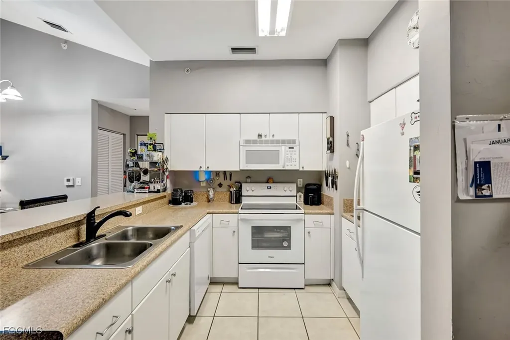 950 Hancock Creek South Boulevard Cape Coral FL 33909