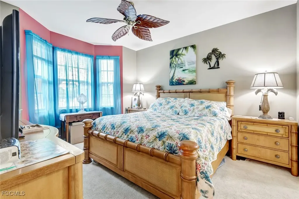 950 Hancock Creek South Boulevard Cape Coral FL 33909