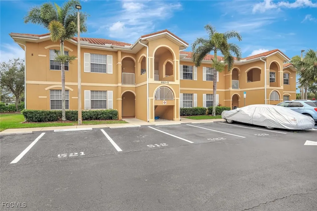 950 Hancock Creek South Boulevard Cape Coral FL 33909