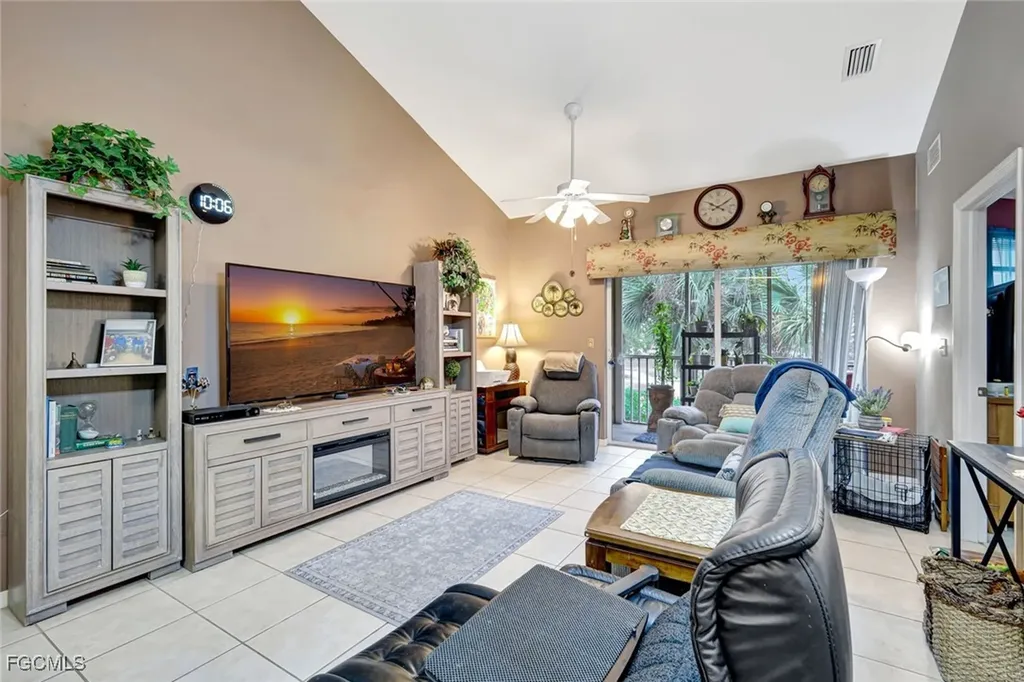 950 Hancock Creek South Boulevard Cape Coral FL 33909