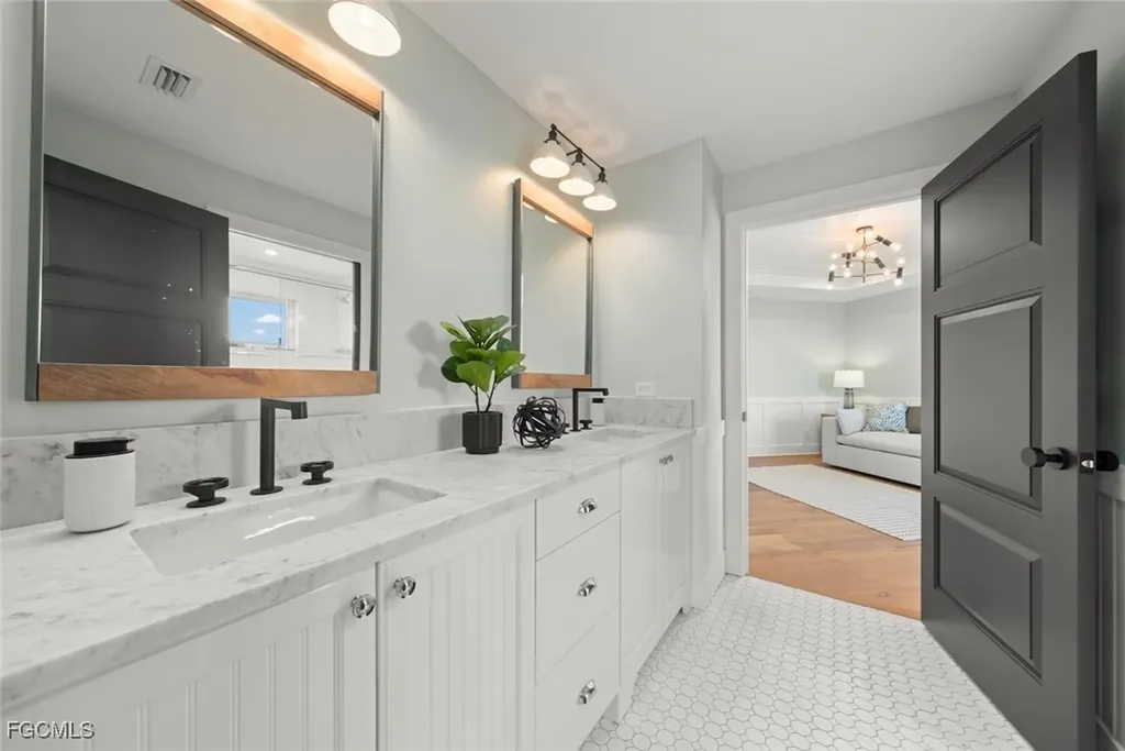 6401 Pine Avenue Sanibel FL 33957