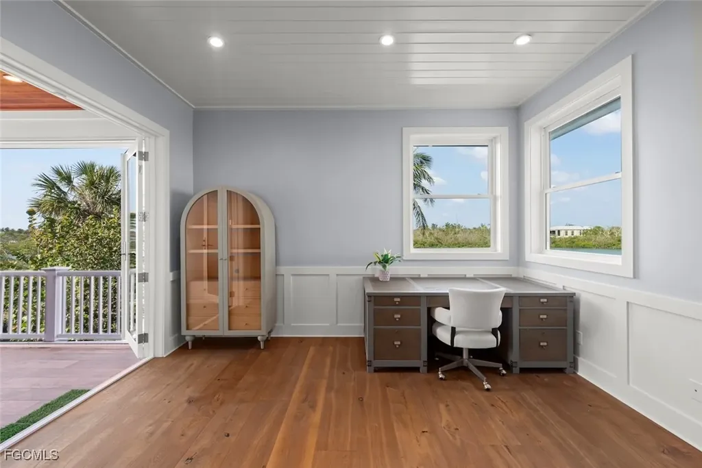 6401 Pine Avenue Sanibel FL 33957