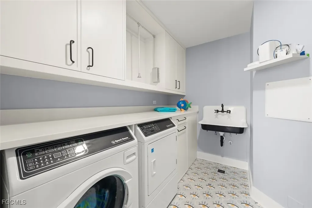 6401 Pine Avenue Sanibel FL 33957