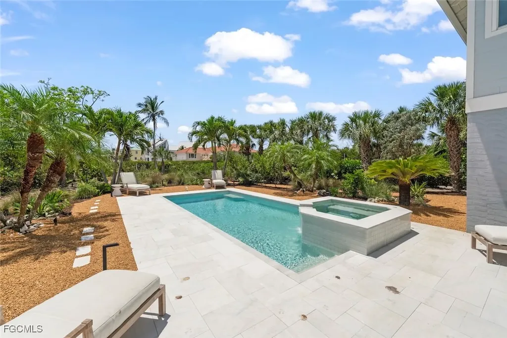 6401 Pine Avenue Sanibel FL 33957
