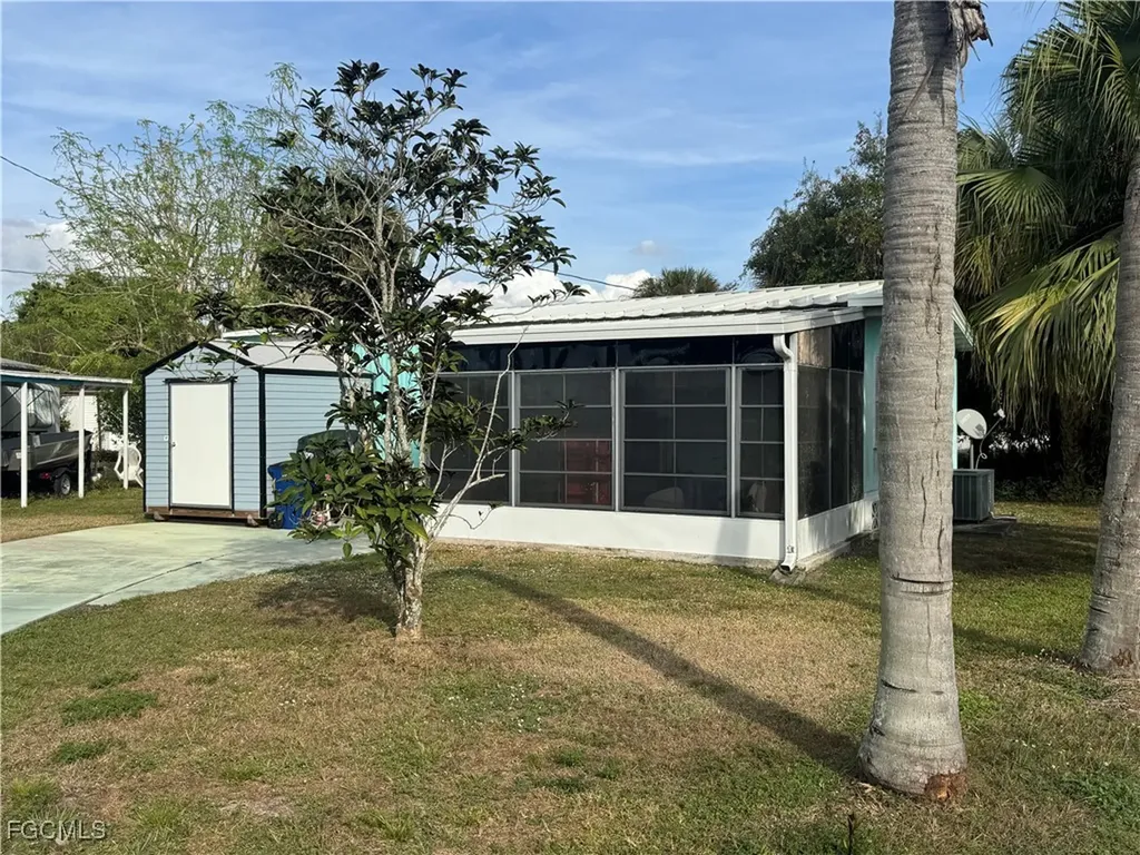 234 Lamplighter Lane North Fort Myers FL 33917