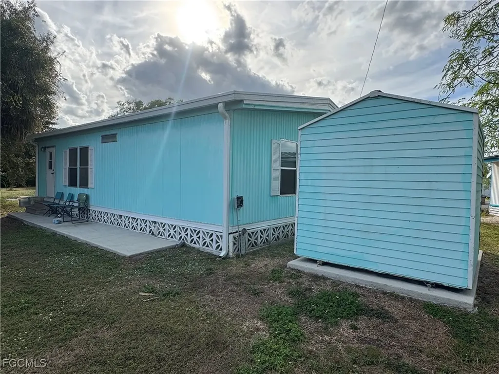 234 Lamplighter Lane North Fort Myers FL 33917