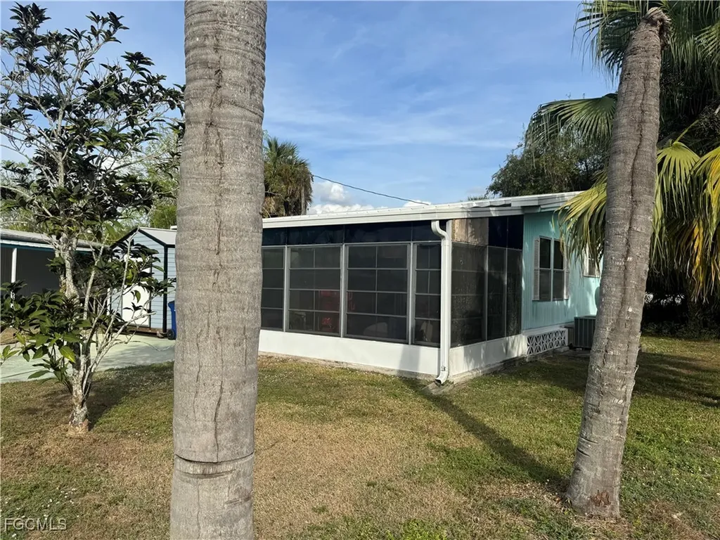 234 Lamplighter Lane North Fort Myers FL 33917