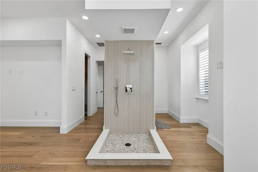 9008 Mockingbird Drive Sanibel FL 33957