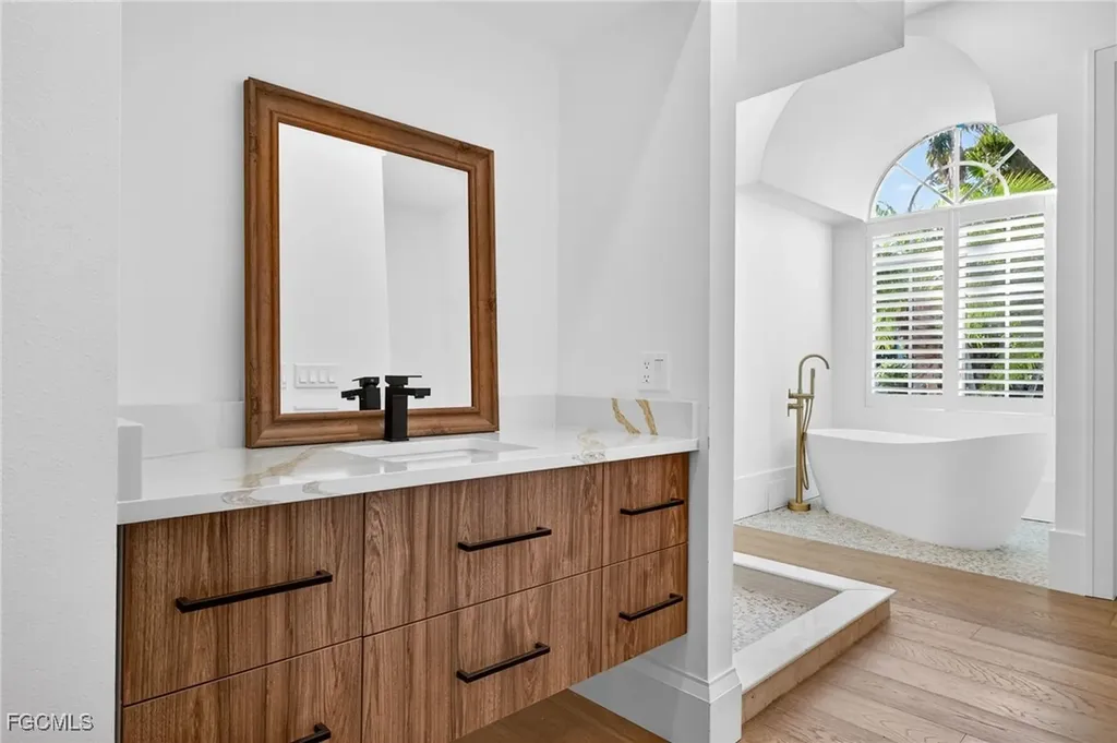 9008 Mockingbird Drive Sanibel FL 33957