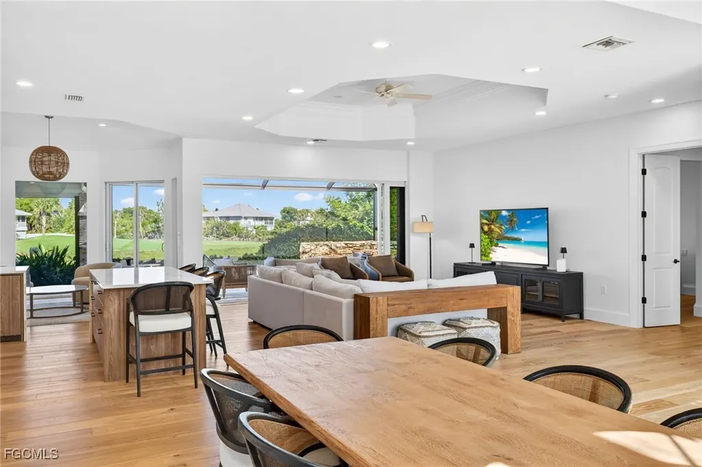 9008 Mockingbird Drive Sanibel FL 33957