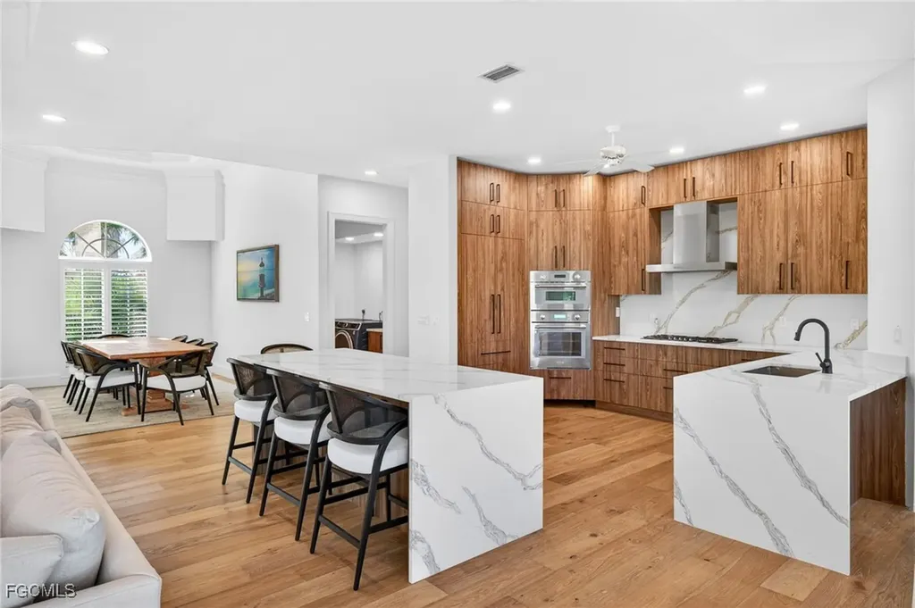 9008 Mockingbird Drive Sanibel FL 33957