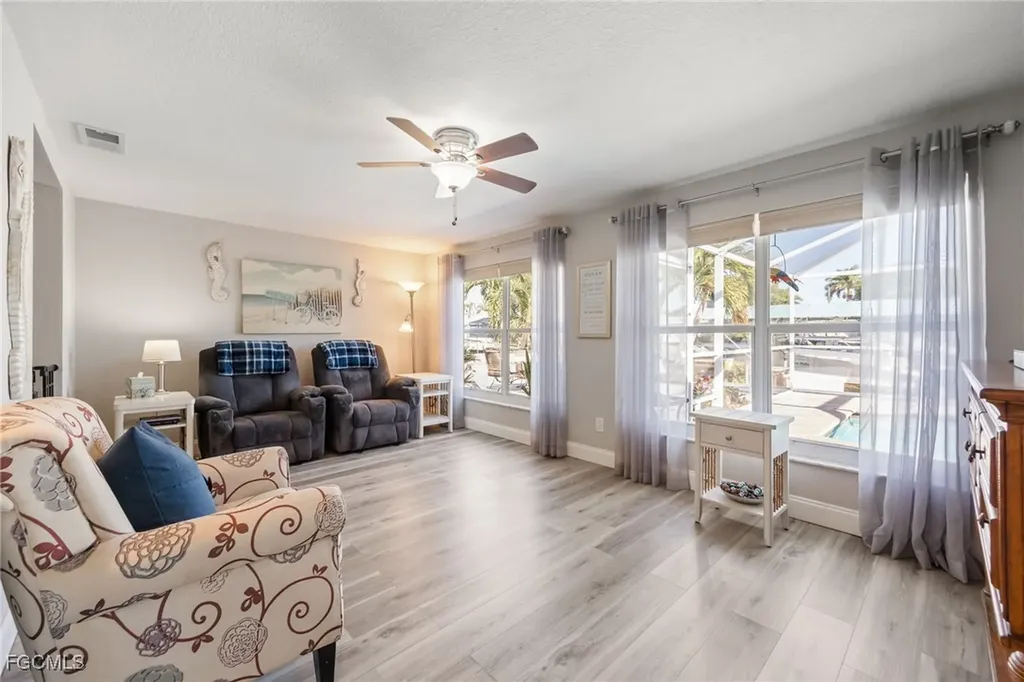4915 Santa Monica Court Cape Coral FL 33904