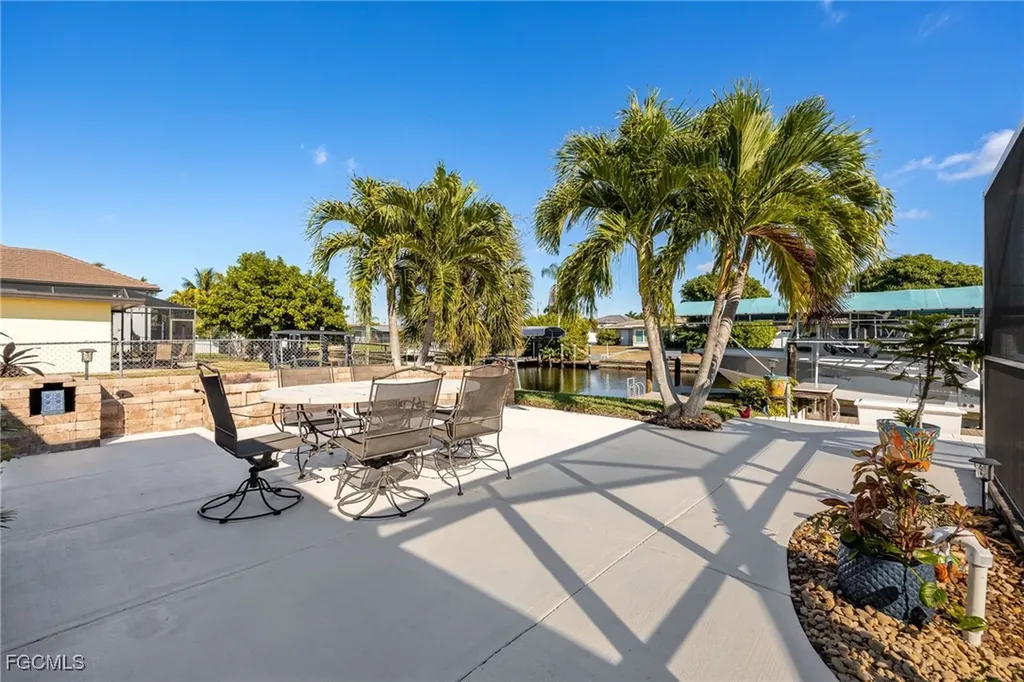 4915 Santa Monica Court Cape Coral FL 33904