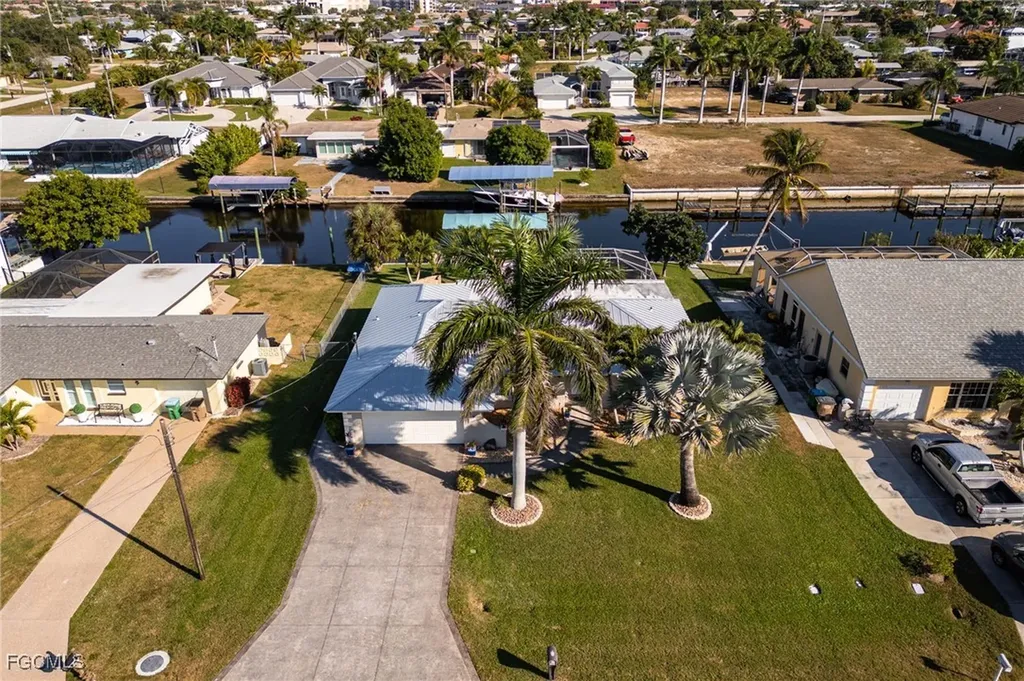 4915 Santa Monica Court Cape Coral FL 33904