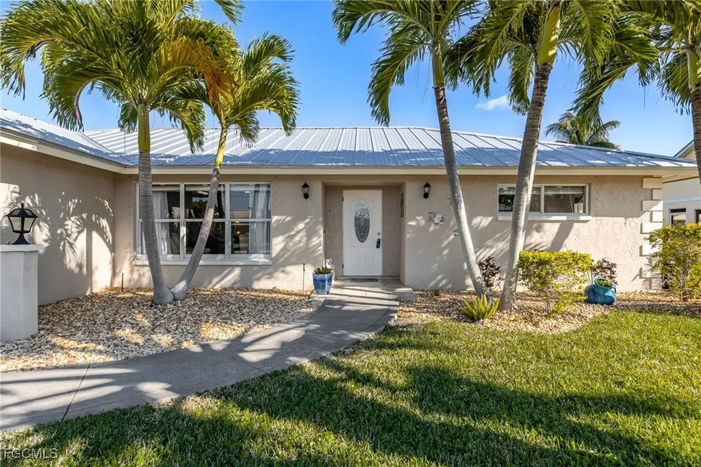 4915 Santa Monica Court Cape Coral FL 33904