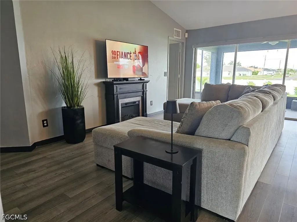 625 El Dorado Boulevard N Cape Coral FL 33993