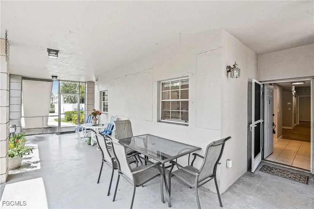 14461 Summerlin Trace Court Fort Myers FL 33919