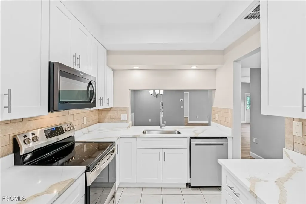14461 Summerlin Trace Court Fort Myers FL 33919