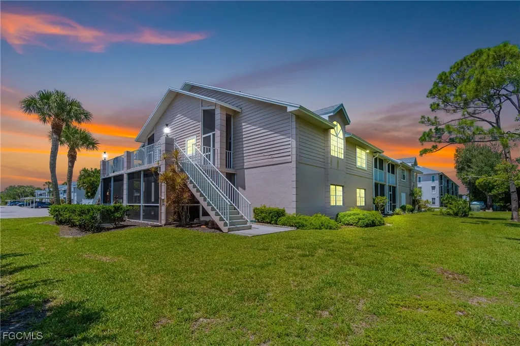 14461 Summerlin Trace Court Fort Myers FL 33919