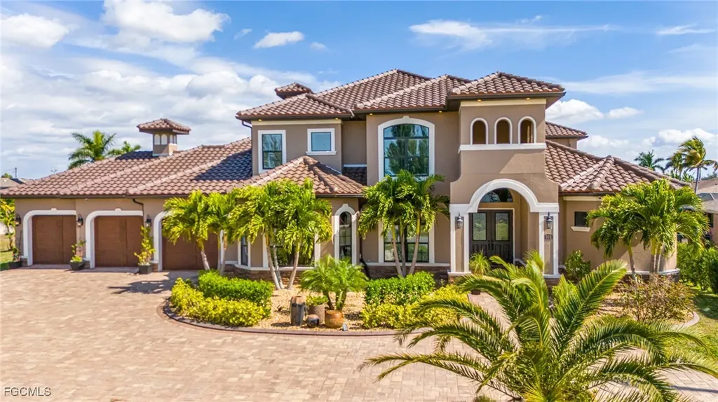 101 SW 39th Place Cape Coral FL 33991
